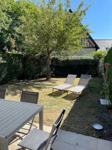 Maison V�lo Piscine Tennis