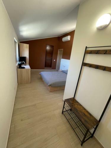 Hostal Crival Club & More