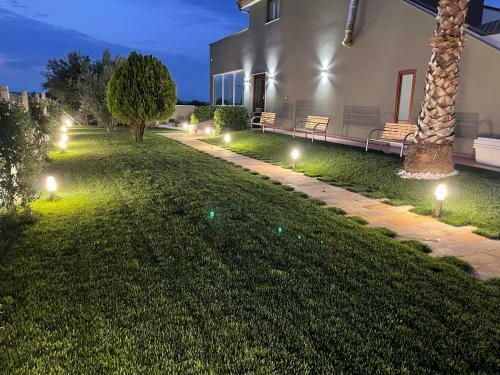 Hostal Crival Club & More
