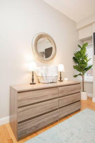 Apartamento Charming Multi-level Townhouse, Harvard, Mit, Mbta