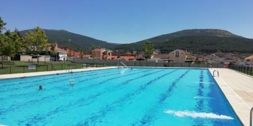 Villa Casa Rural La Molina 4*