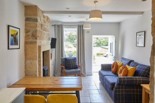 Host & Stay - Old Stone Cottage