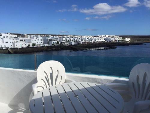 Apartamento Seaside Piscina Natural Las Salinas