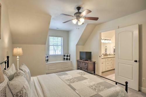 Branson Family Retreat On About 5 Acres With Decks!