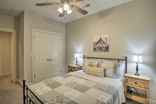 Branson Family Retreat On About 5 Acres With Decks!