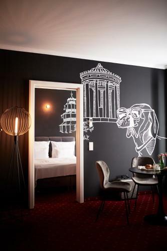 Wdrei Hotel