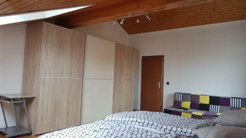 Apartamento Ferienwohnung Am Heuchelberg