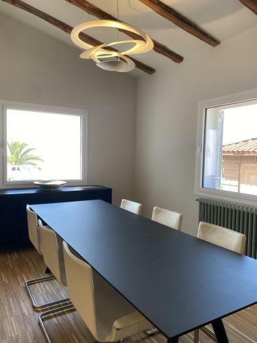 Vinyet Playa Beachfront Apartment