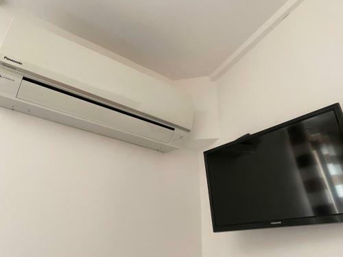 Hostal Room With Private Bathroom In Trapani