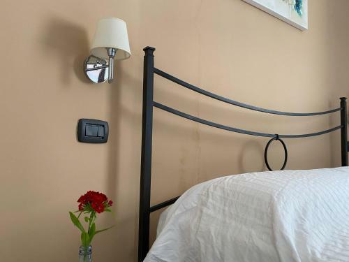 Hostal Room With Private Bathroom In Trapani