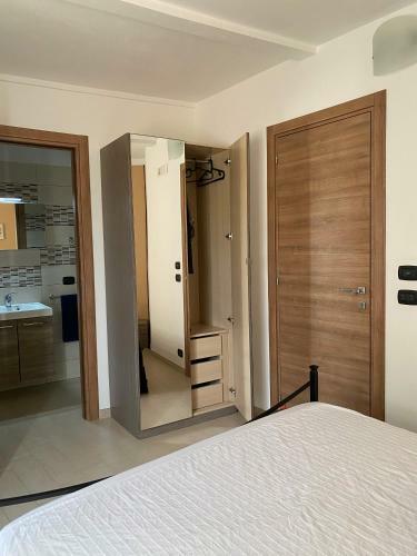Hostal Room With Private Bathroom In Trapani