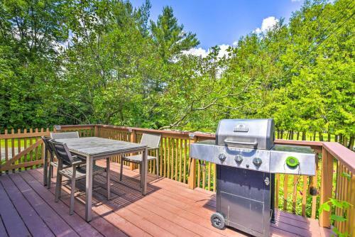 Pet-friendly Wilmington Retreat With Hot Tub!