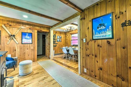 Pet-friendly Wilmington Retreat With Hot Tub!
