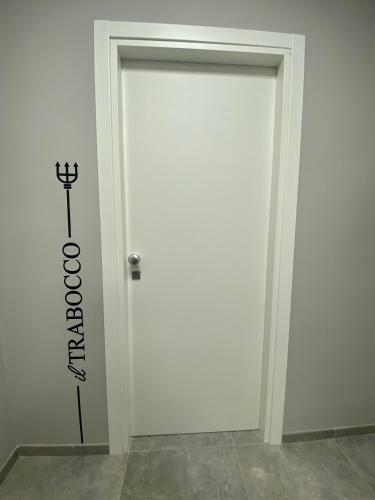 Hostal Oltremare Rooms