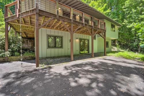 Modern Lenoir Mtn Retreat 9 Acres, Fire Pit!