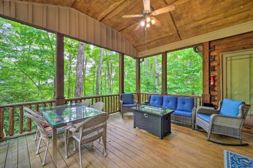 Hilltop Hideaway Cabin With Porch And Fire Pit!