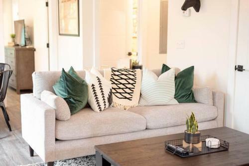 Apartamento Appalachian At Main & Pine