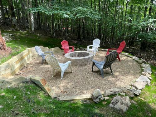 Mountain Views 4br Chalet Sleeps 10