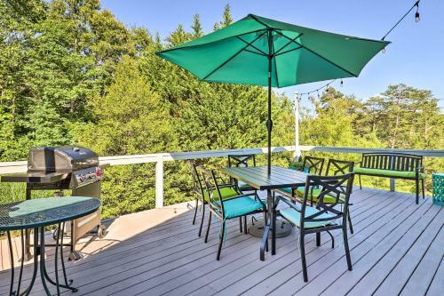 Secluded Family Retreat With Deck And Mtn Views!