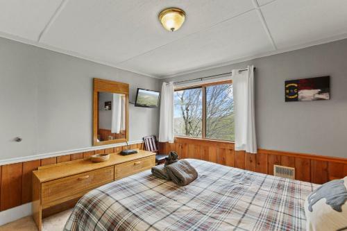 3br 2ba Mountain Condo Sleeps 6 Indoor Pool
