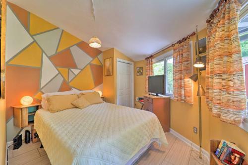 Bright Banner Elk House With Fireplace And Deck!