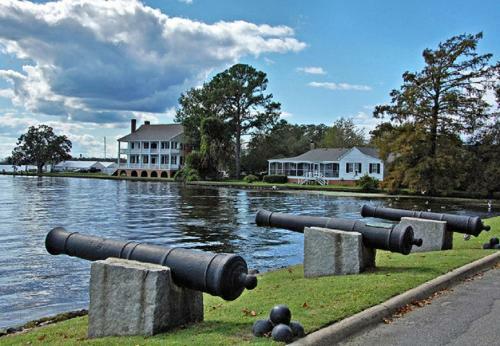 Bed & Breakfast The Edenton Collection-captain's Quarters Inn