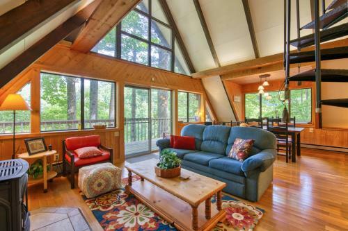 Chalet At Peek's Creek