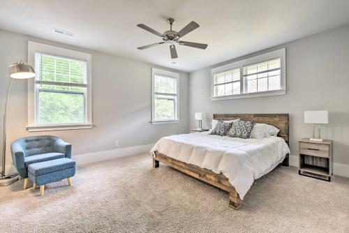 Modern Charlotte Home About 4 Mi To Downtown!