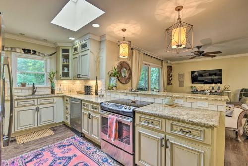 Charming Charlotte Cottage On A Half Acre!