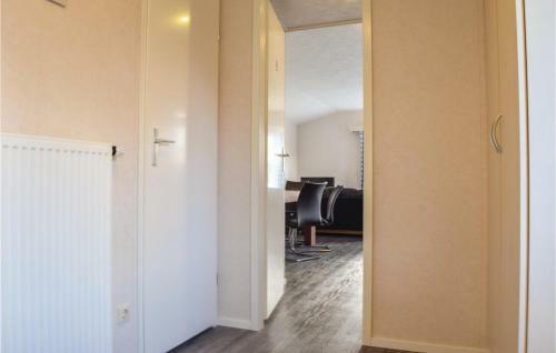 Awesome Home In Riol An Der Mosel W/ 2 Bedrooms