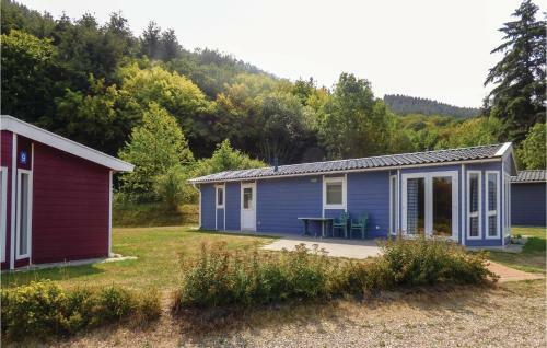 Awesome Home In Riol An Der Mosel W/ 2 Bedrooms