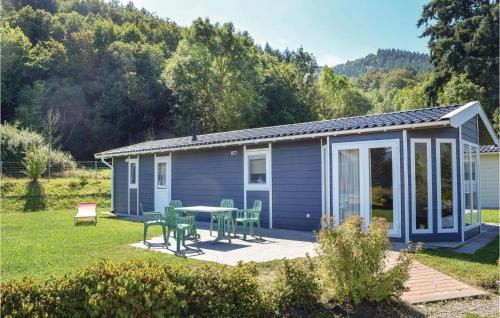 Awesome Home In Riol An Der Mosel W/ 2 Bedrooms