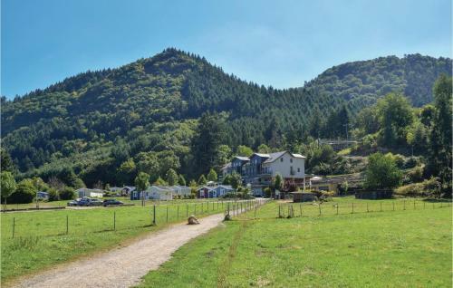 Two-bedroom Holiday Home In Riol An Der Mosel