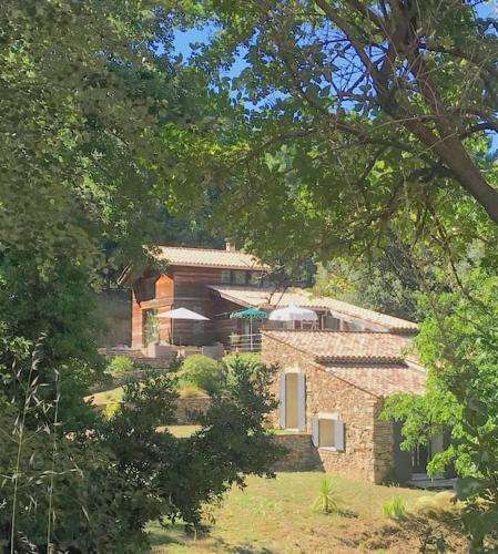 Villa Calme Et Spacieuse Avec Piscine