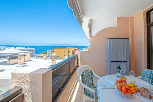 Beautiful Sunset Apartment By Dream Homes Tenerife