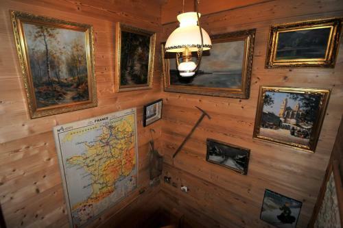 L'emparis - Beautiful House In Chazelet Village