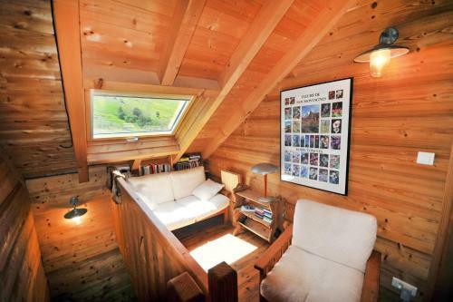 L'emparis - Beautiful House In Chazelet Village