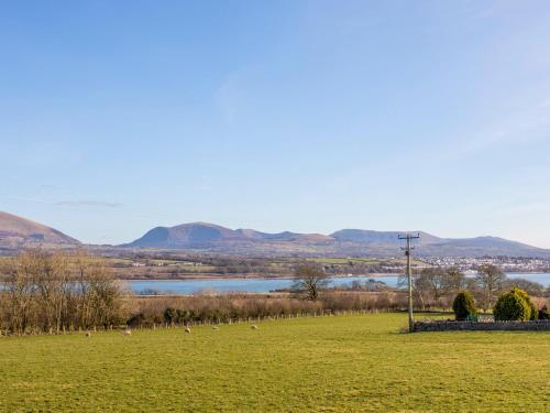 Clynnog House