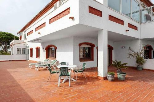 Apartamento Con Gran Terraza En Empuriabrava
