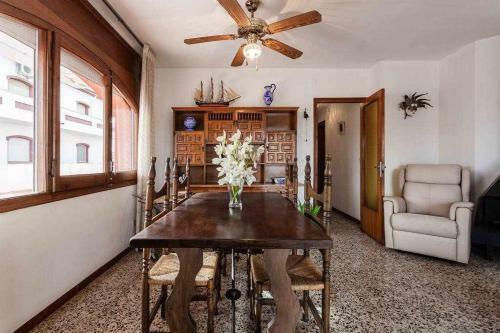 Apartamento Con Gran Terraza En Empuriabrava