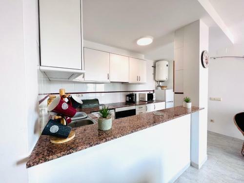 Apartamento P.ba�uls 11