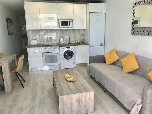 Apartamento Pool Side 2 Bed Apt 15b With Air Con