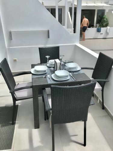 Apartamento Pool Side 2 Bed Apt 15b With Air Con