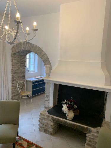 La Maison De Leontine