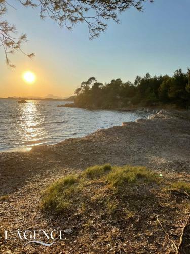 Villa Oasis Boh�me Face � Porquerolles