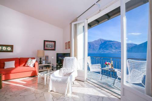 Villa Al Lago