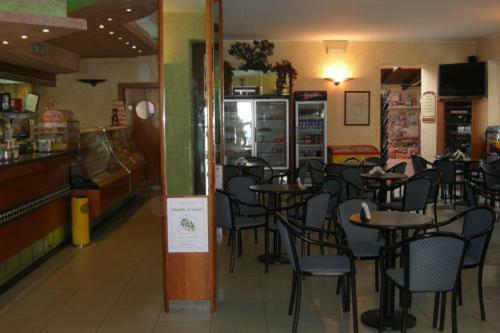 Azzano Holidays B&B