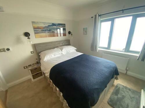 Villa Luxury Beachfront House, Sleeps 12, Free Parking, Devon
