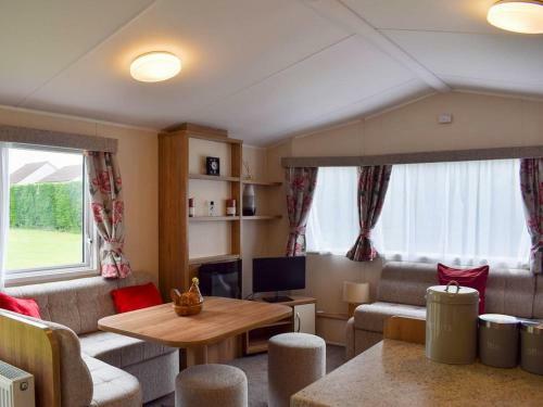 Inches Lodge