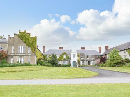 Scarvagh House
